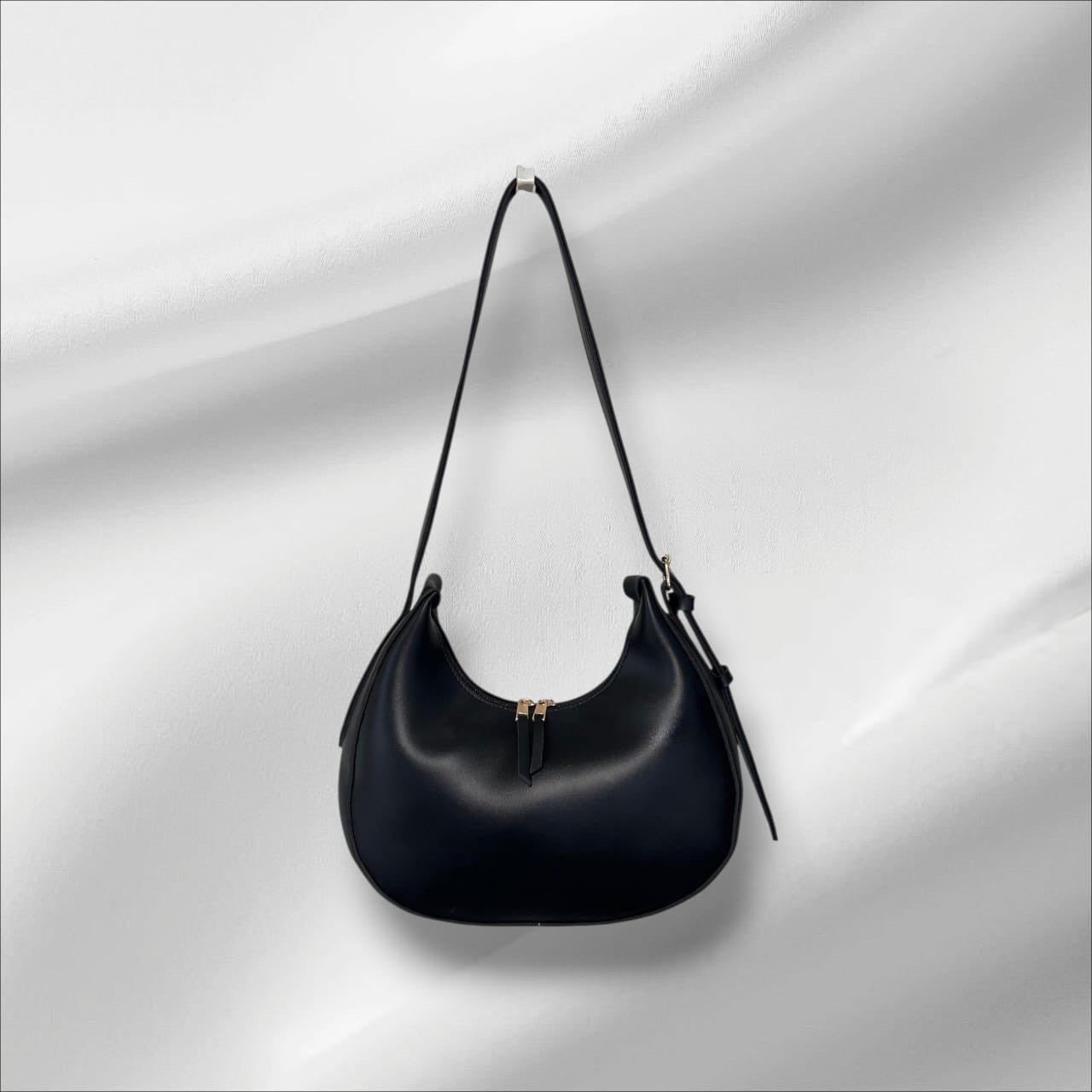 Crescent bag